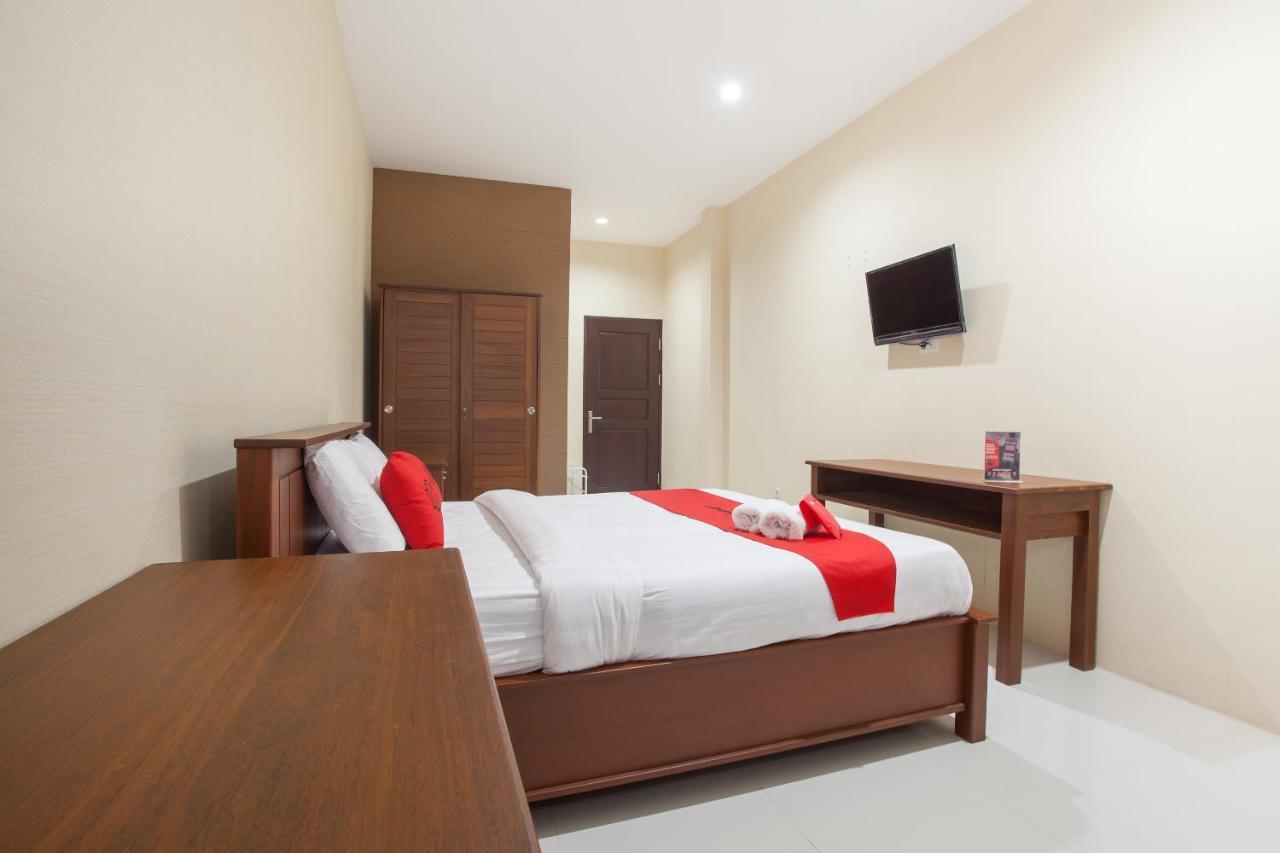 Reddoorz Near Universitas Wijaya Kusuma Surabaya Bagian luar foto