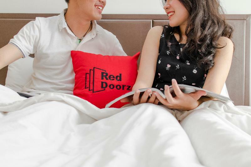 Reddoorz Near Universitas Wijaya Kusuma Surabaya Bagian luar foto